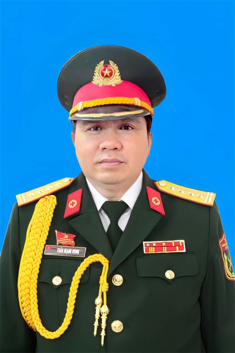 Đại tá BS CKII Trần Mạnh Hùng