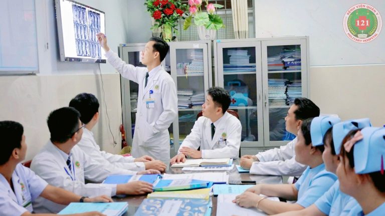 THẦM LẶNG NHỮNG “CHIẾN SĨ ÁO TRẮNG”