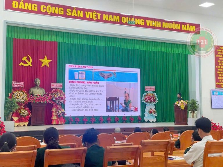 BỆNH VIỆN QUÂN Y 121 TỔ CHỨC HỘI THẢO CHUYÊN ĐỀ DINH DƯỠNG LÂM SÀNG CHO BỆNH NHÂN NỘI TRÚ