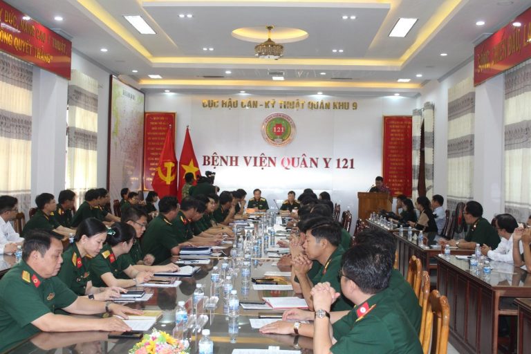 HỌC VIỆN QUÂN Y THẢO LUẬN, HỖ TRỢ CHUYỂN GIAO KỸ THUẬT THỤ TINH TRONG ỐNG NGHIỆM CHO BỆNH VIỆN QUÂN Y 121