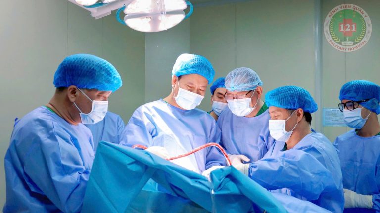 ỨNG DỤNG TỐT CÁC KỸ THUẬT NGOẠI KHOA TIÊN TIẾN, GÓP PHẦN NÂNG CAO NĂNG LỰC ĐIỀU TRỊ