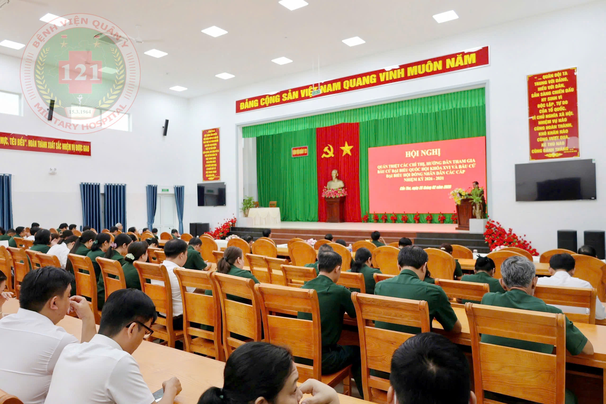 HỌP MẶT TRUYỀN THỐNG NHÂN KỶ NIỆM KỶ NIỆM 71 NĂM NGÀY THẦY THUỐC VIỆT NAM