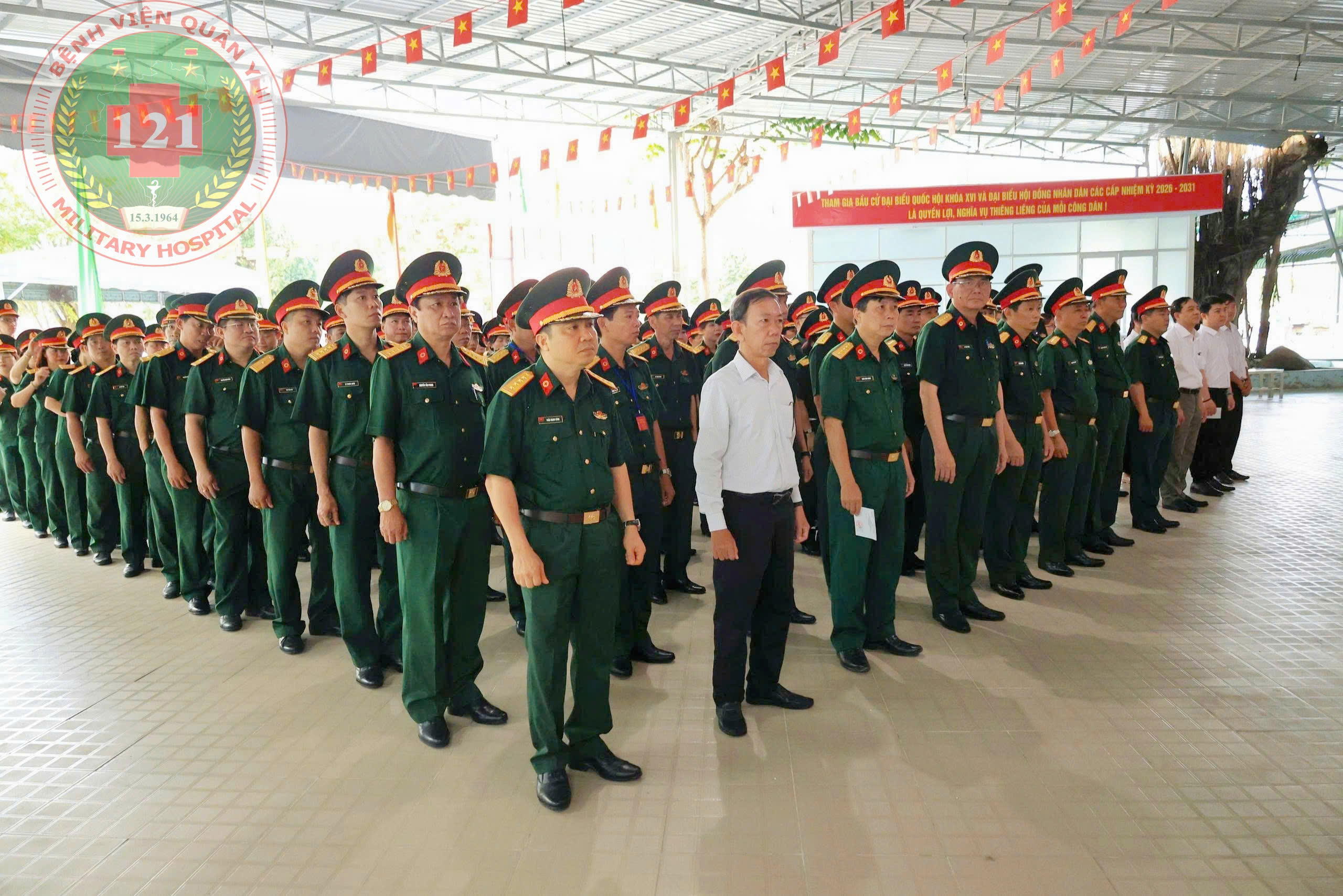   SÔI NỔI NGÀY HỘI NON SÔNG