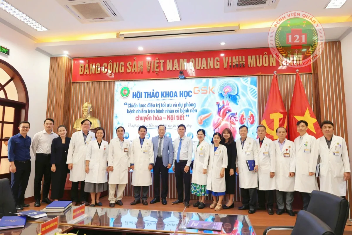    HỘI THẢO KHOA HỌC VỚI CHỦ ĐỀ “CHIẾN LƯỢC ĐIỀU TRỊ TỐI ƯU VÀ DỰ PHÒNG BỆNH NHIỄM TRÊN BỆNH NHÂN CÓ BỆNH NỀN CHUYỂN HÓA – NỘI TIẾT”